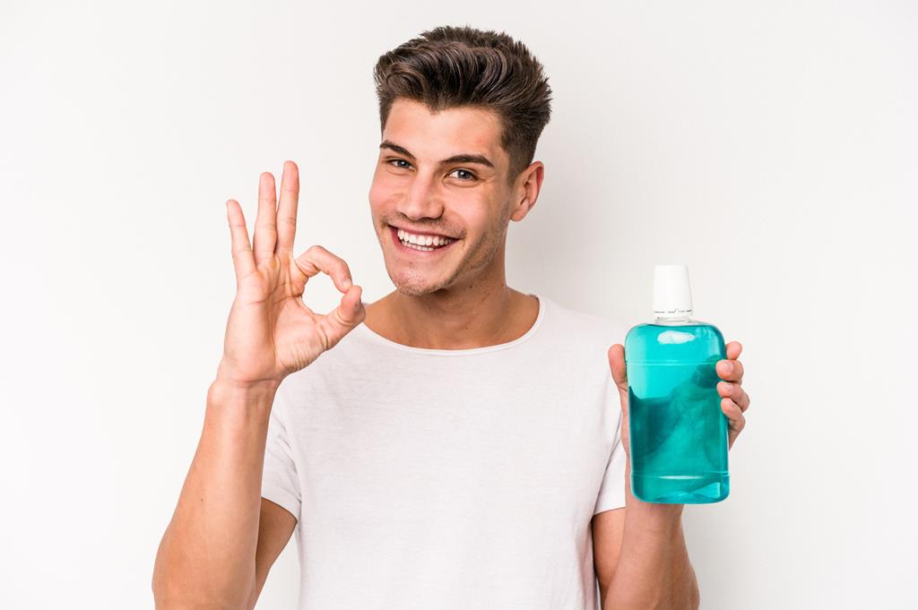 Discover the Power of Mouthwash: Exploring 5 Types for Optimal Oral Health